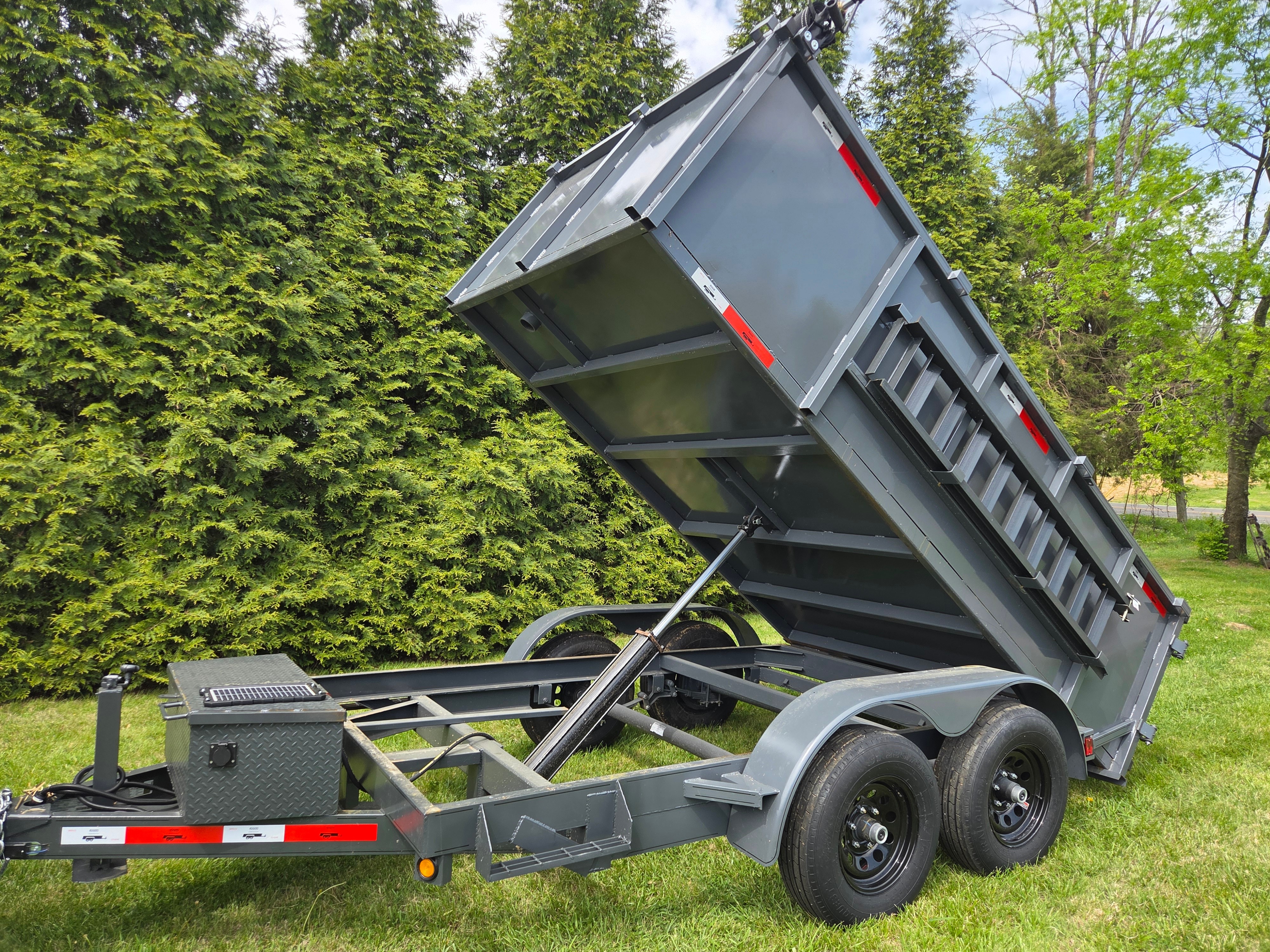 83" x 12' Dump Trailer - Image 1